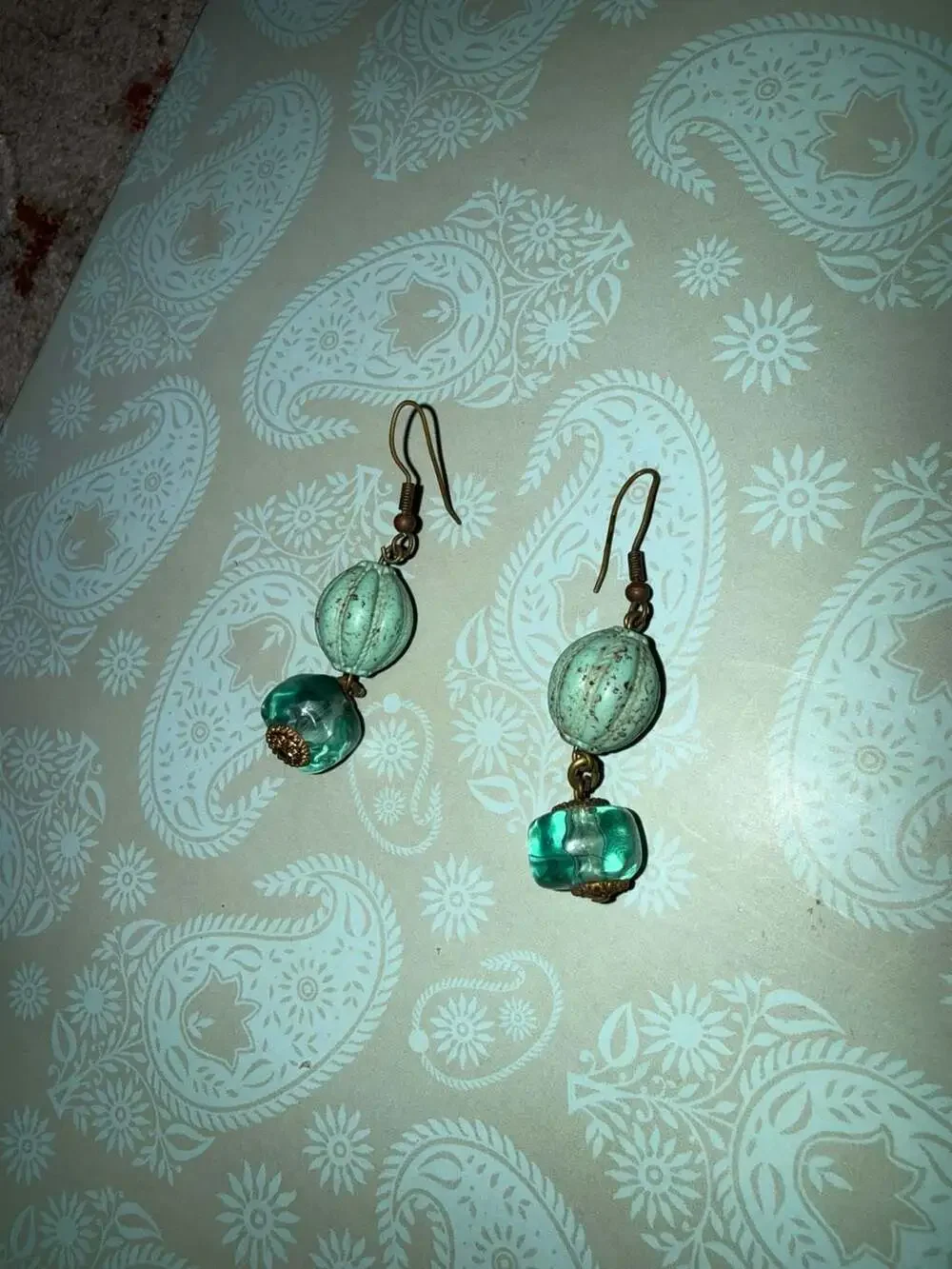 Japan Earthy Celadon French Vintage Crackle Bead Earrings ais... - Picture 10 of 12